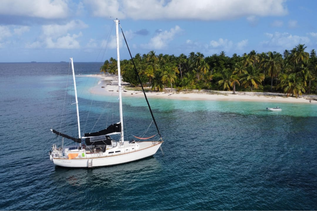 Splendid (Cheoy Lee Classic Yawl 1973)