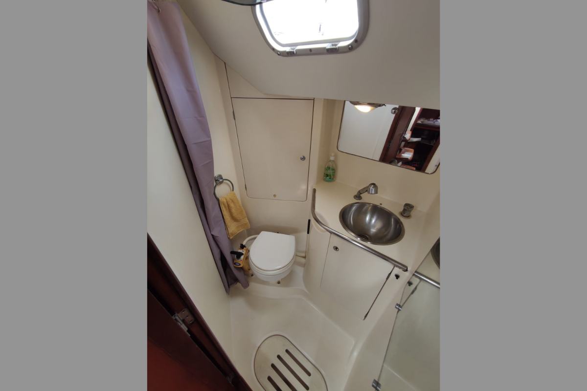 Youth (Jeanneau Sun Odyssey 45) - Foto7