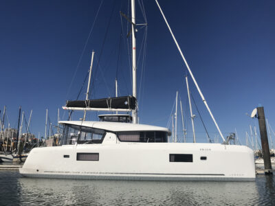 Lagoon 42