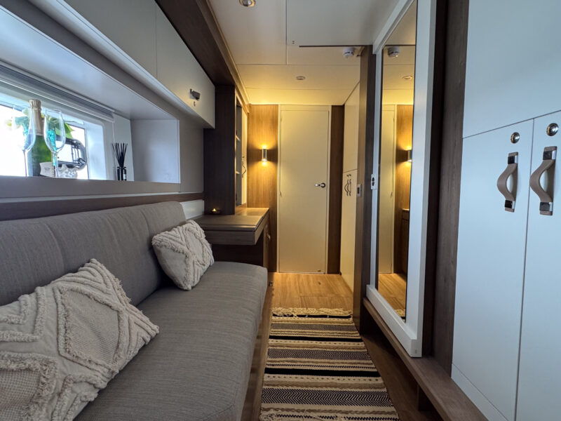 Bali 44 Premium Charter